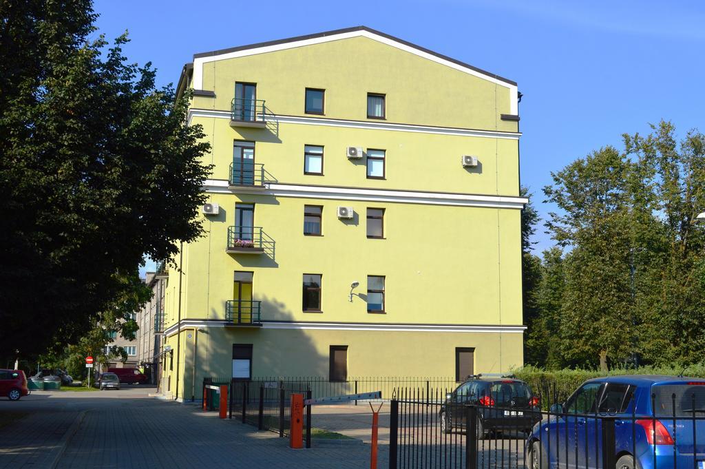 Marina Apartment Narva Exterior foto